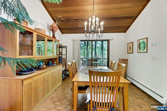 17 Wescott Street, Old Tappan, NJ 07675