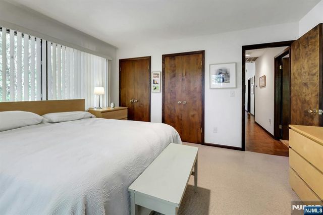 17 Wescott Street, Old Tappan, NJ 07675