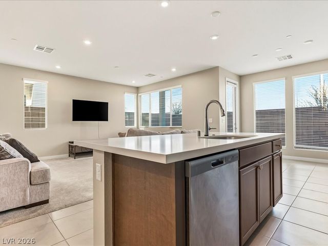 4320 Tallow Falls Avenue, Las Vegas, NV 89141