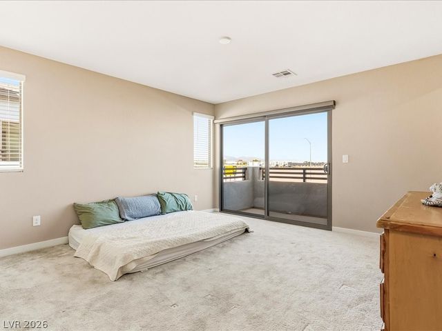 4320 Tallow Falls Avenue, Las Vegas, NV 89141