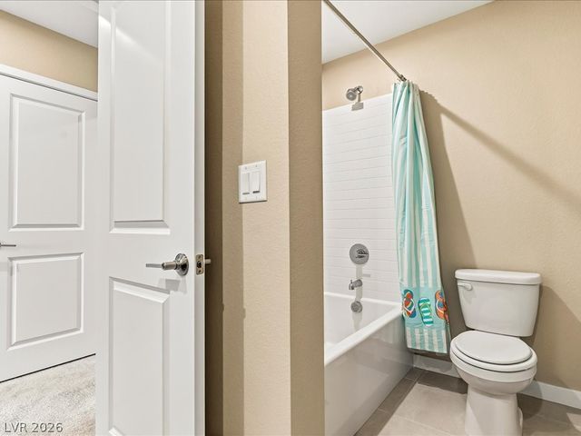 4320 Tallow Falls Avenue, Las Vegas, NV 89141