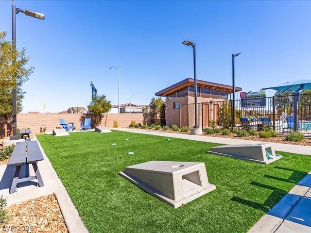 4320 Tallow Falls Avenue, Las Vegas, NV 89141