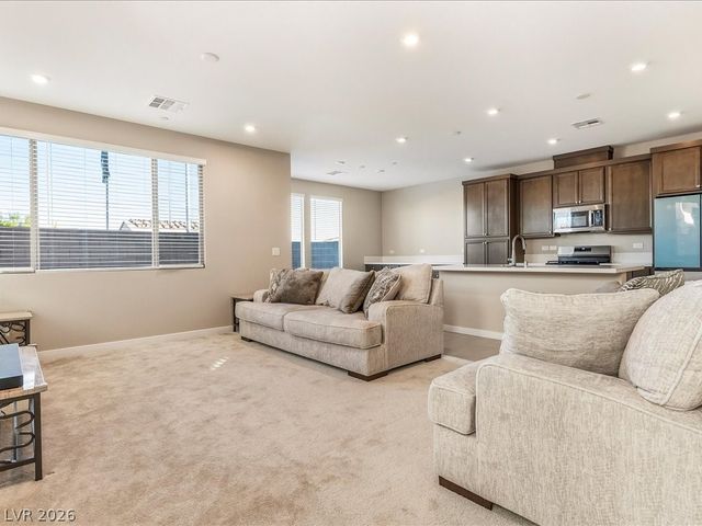 4320 Tallow Falls Avenue, Las Vegas, NV 89141