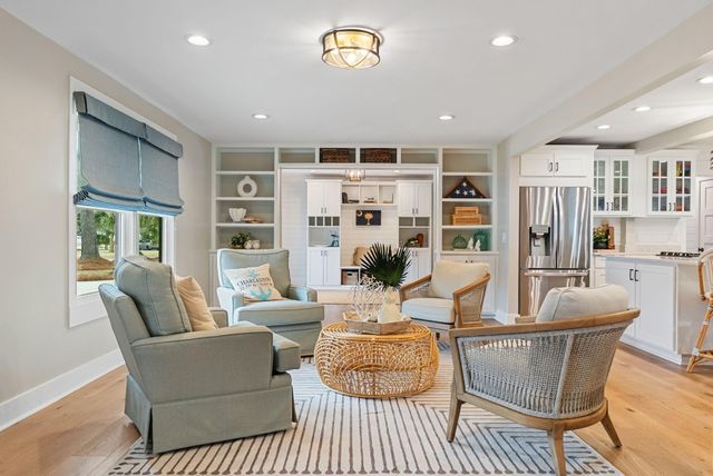 978 Law Lane, Mount Pleasant, SC 29464