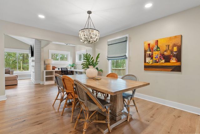 978 Law Lane, Mount Pleasant, SC 29464