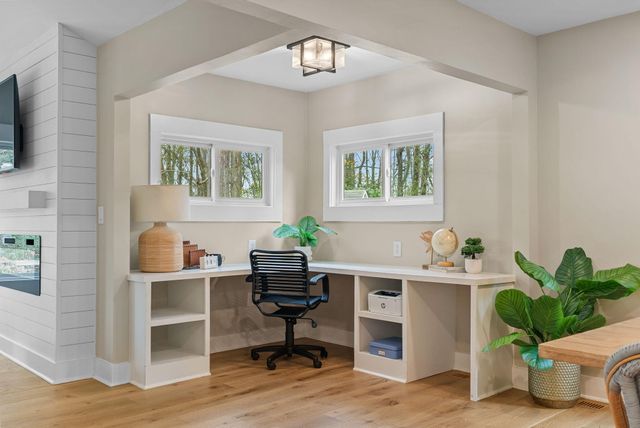 978 Law Lane, Mount Pleasant, SC 29464