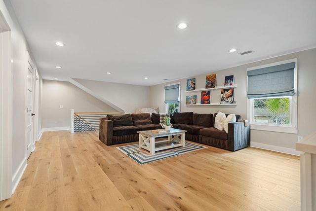 978 Law Lane, Mount Pleasant, SC 29464