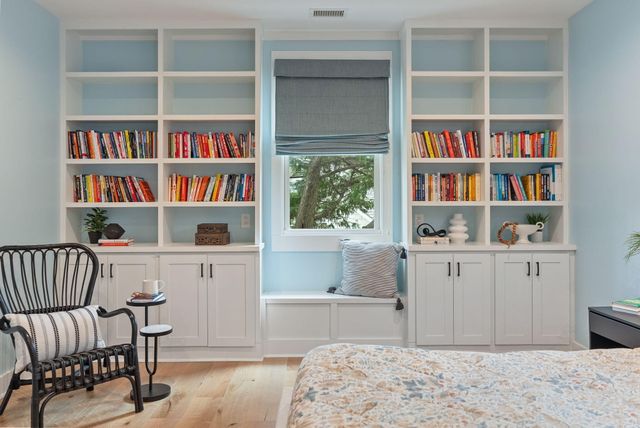 978 Law Lane, Mount Pleasant, SC 29464