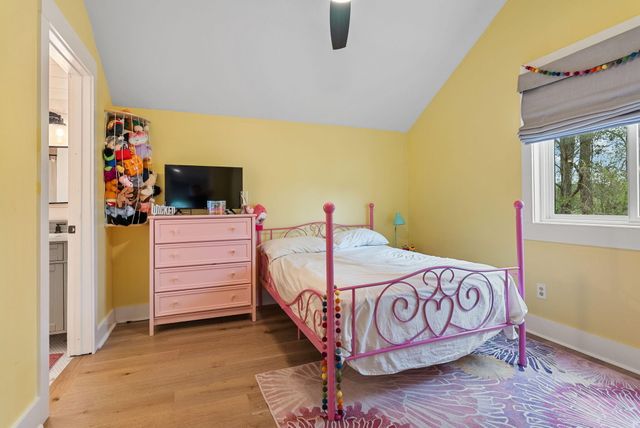 978 Law Lane, Mount Pleasant, SC 29464