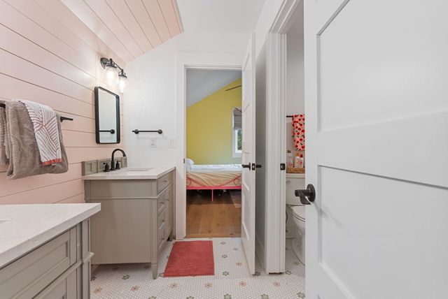 978 Law Lane, Mount Pleasant, SC 29464