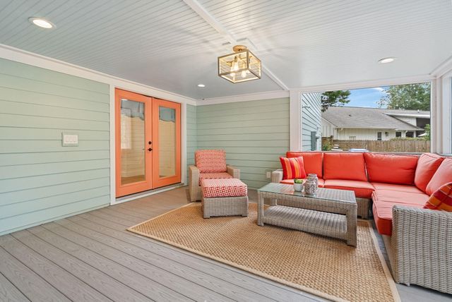 978 Law Lane, Mount Pleasant, SC 29464