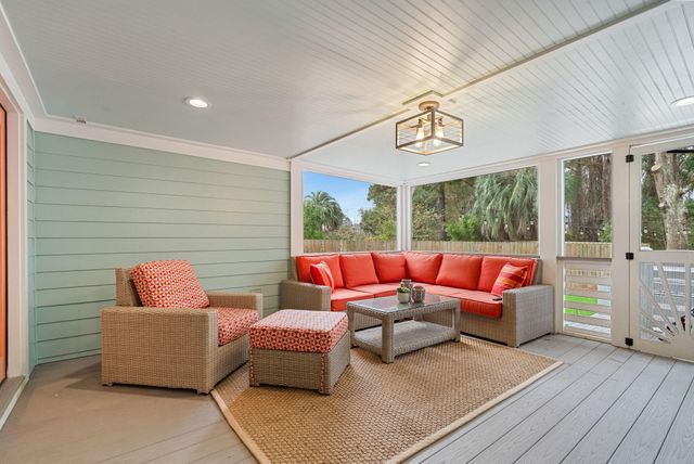 978 Law Lane, Mount Pleasant, SC 29464