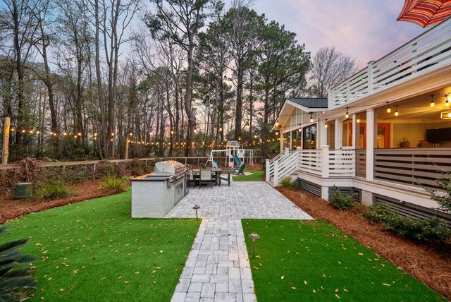 978 Law Lane, Mount Pleasant, SC 29464