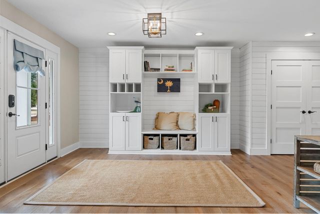 978 Law Lane, Mount Pleasant, SC 29464