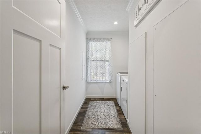 8695 George Washington Memorial HWY, Gloucester, VA 23061