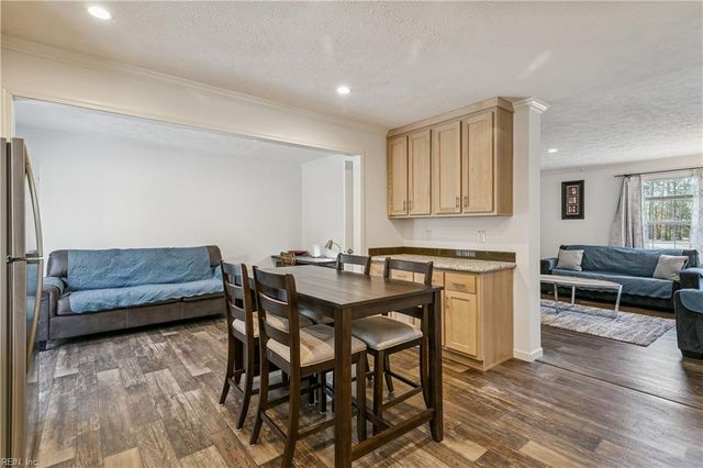 8695 George Washington Memorial HWY, Gloucester, VA 23061