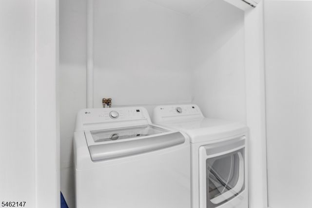 17 Pequot Rd, Ringwood Boro, NJ 07456