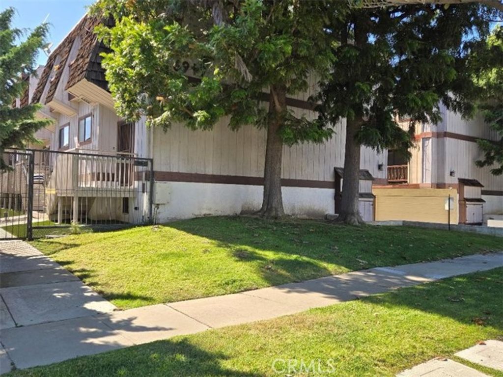 16919 S Dalton Avenue 110, Gardena, CA 90247