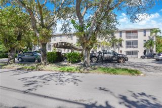 215 NE 16th Ave 204, Fort Lauderdale, FL 33301