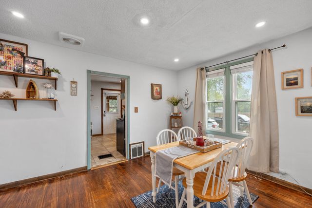 1628 Pennoyer Avenue, Grand Haven, MI 49417