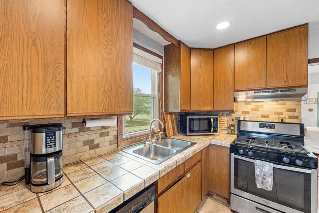 1628 Pennoyer Avenue, Grand Haven, MI 49417