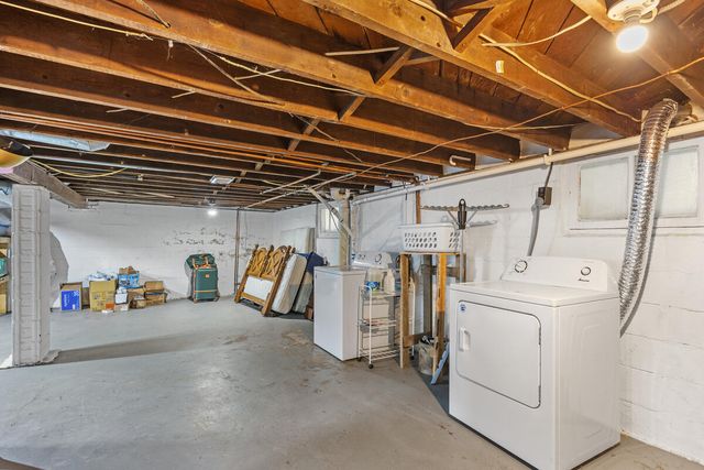 1628 Pennoyer Avenue, Grand Haven, MI 49417