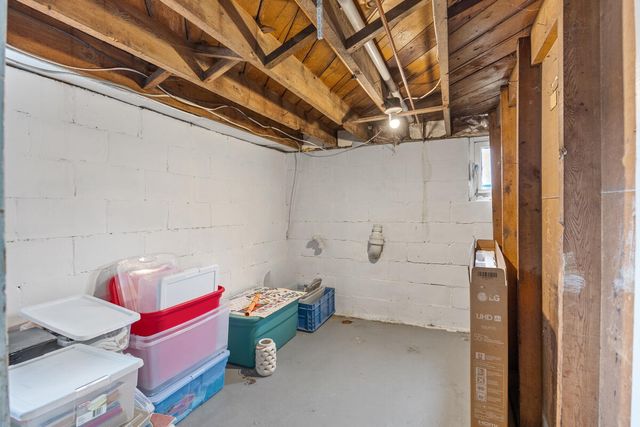 1628 Pennoyer Avenue, Grand Haven, MI 49417