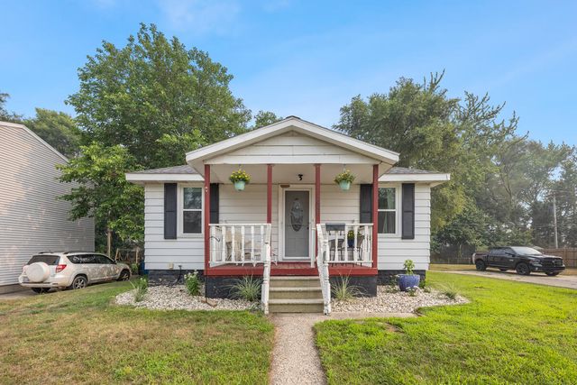 1628 Pennoyer Avenue, Grand Haven, MI 49417