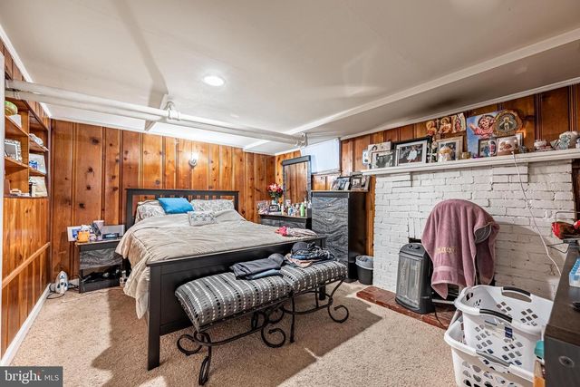 2404 POPLAR DR, Baltimore, MD 21207