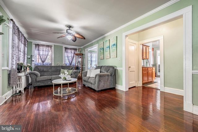 2404 POPLAR DR, Baltimore, MD 21207