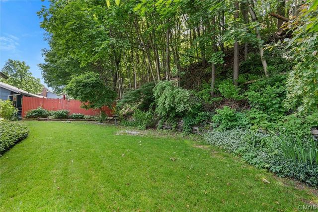 510 Hillsboro Parkway, Syracuse, NY 13214