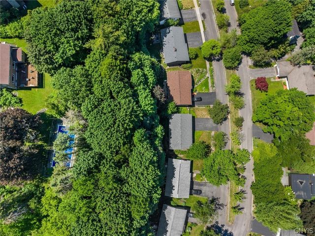 510 Hillsboro Parkway, Syracuse, NY 13214