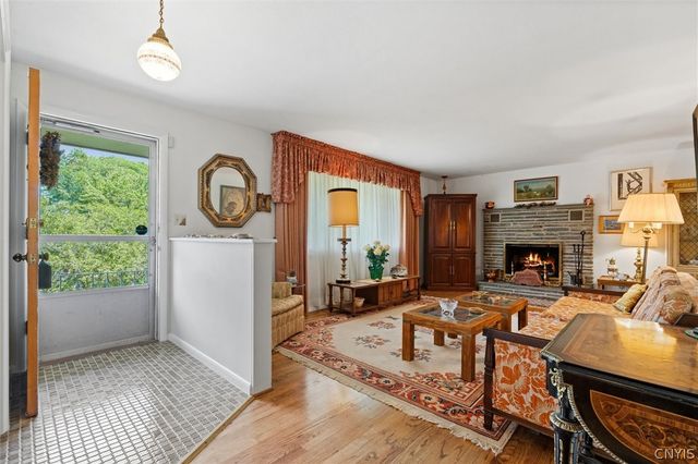 510 Hillsboro Parkway, Syracuse, NY 13214