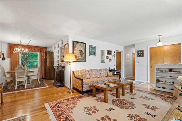 510 Hillsboro Parkway, Syracuse, NY 13214