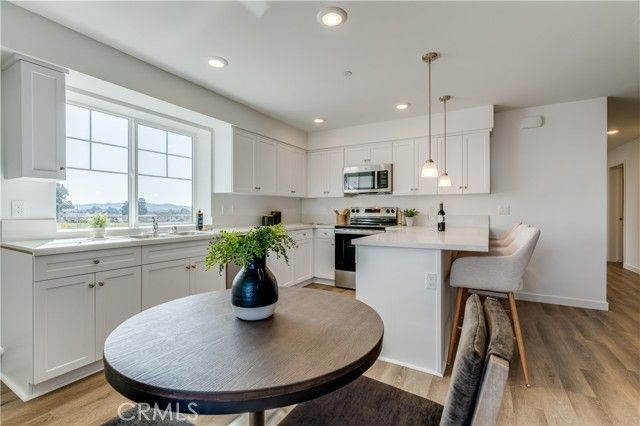 3802 Ranch House Road 303, San Luis Obispo, CA 93401