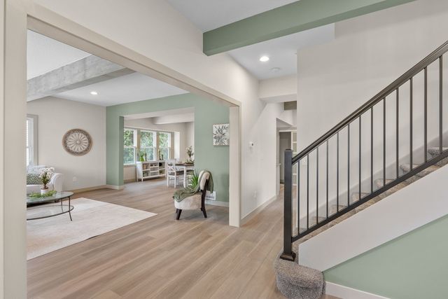 1203 W Locust Street, Davenport, IA 52804