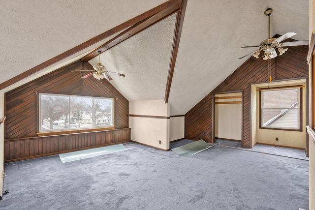 1203 W Locust Street, Davenport, IA 52804