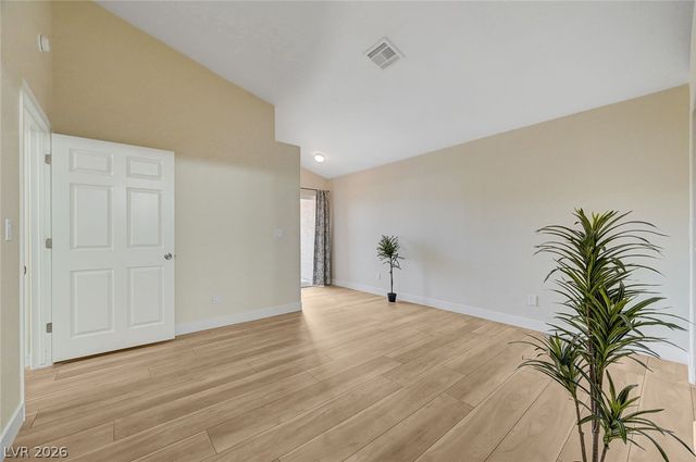 1632 North Torrey Pines Drive 101, Las Vegas, NV 89108