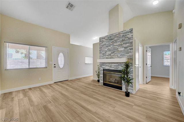 1632 North Torrey Pines Drive 101, Las Vegas, NV 89108