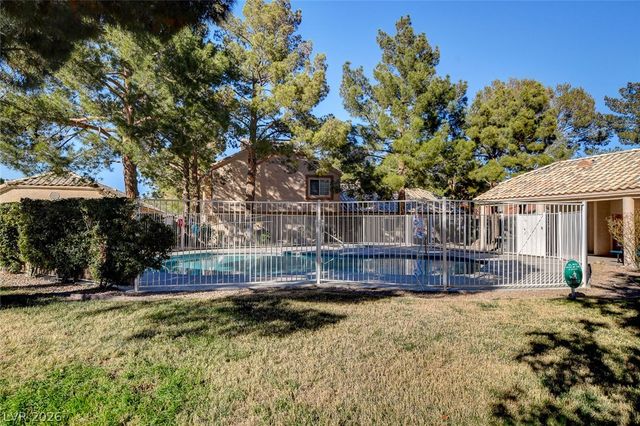 1632 North Torrey Pines Drive 101, Las Vegas, NV 89108