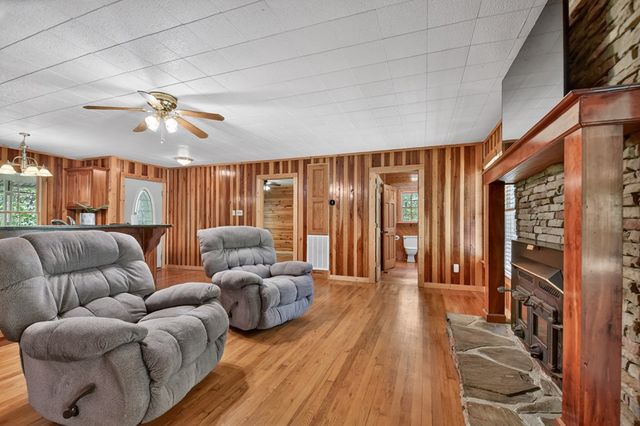 588 Padena Drive, Morganton, GA 30560