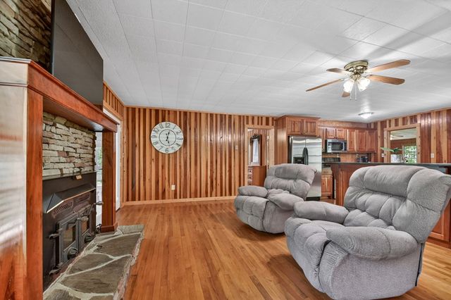 588 Padena Drive, Morganton, GA 30560