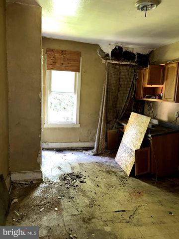 1174 HADDON AVE, Camden, NJ 08103