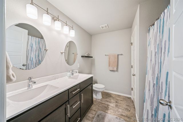 12213 N 131st Avenue E, Collinsville, OK 74021