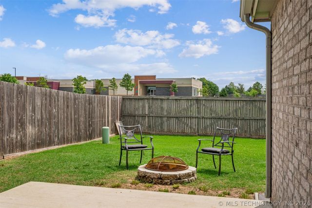 12213 N 131st Avenue E, Collinsville, OK 74021
