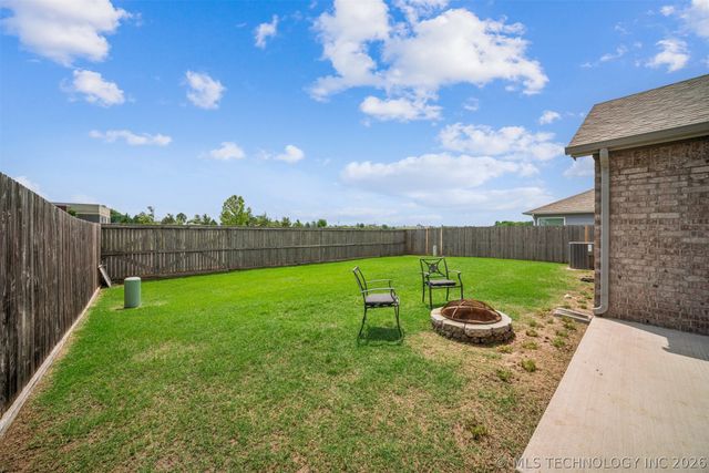 12213 N 131st Avenue E, Collinsville, OK 74021