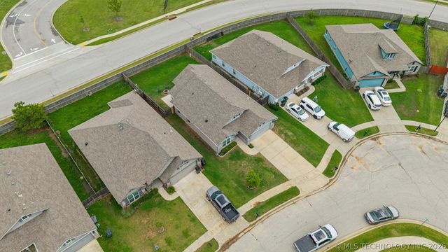 12213 N 131st Avenue E, Collinsville, OK 74021