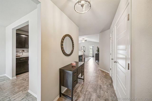 12213 N 131st Avenue E, Collinsville, OK 74021