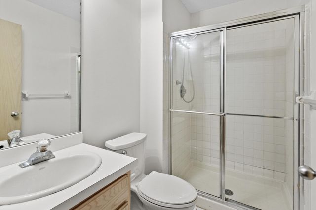 2260 Sherwood Court, Minnetonka, MN 55305