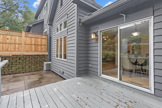 2260 Sherwood Court, Minnetonka, MN 55305